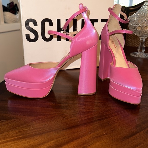 New‼️ Schutz
Elysee Platform Pumps - Picture 11 of 11